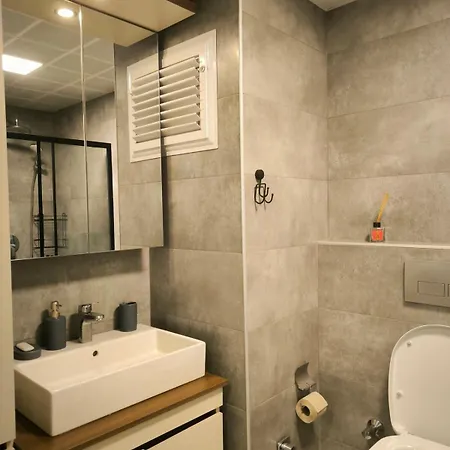Havalimanina 5 Km Lueks Daire * Antalya